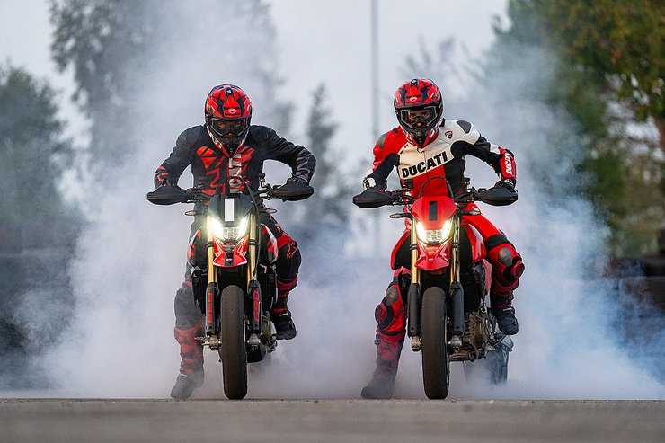 Hypermotard 698 Mono RVE Slide 6
