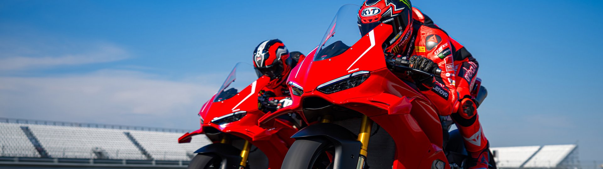 Panigale V4 R 7G Slide 2