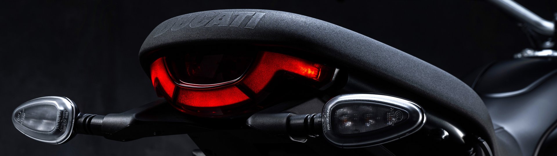 800 Icon Dark 2G Slide 6