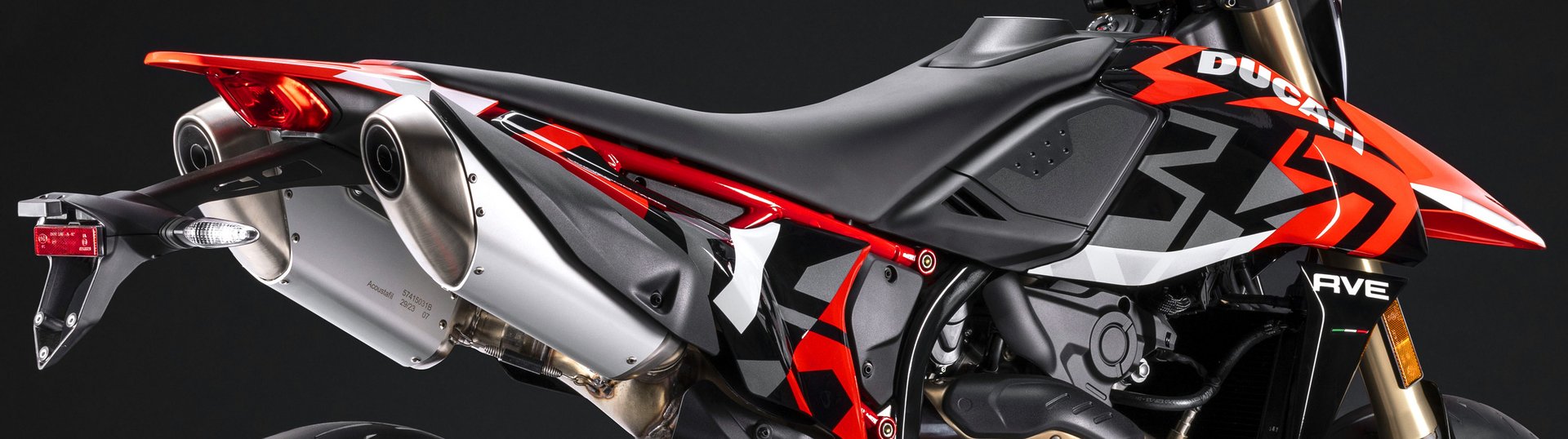 Hypermotard 698 Mono RVE Slide 0