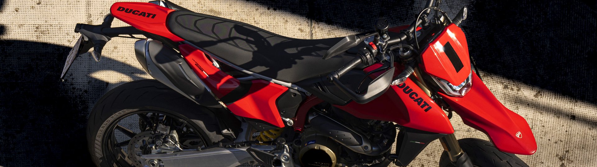 Hypermotard 698 Mono Slide 7