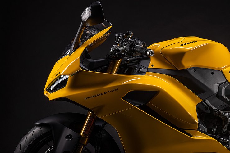 Panigale V2 S Slide 0