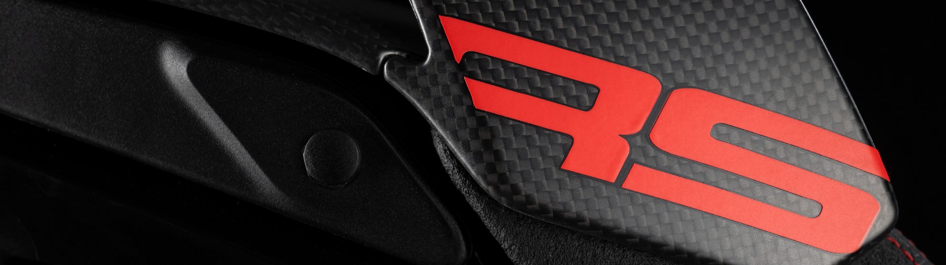 Diavel V4 RS Slide 2