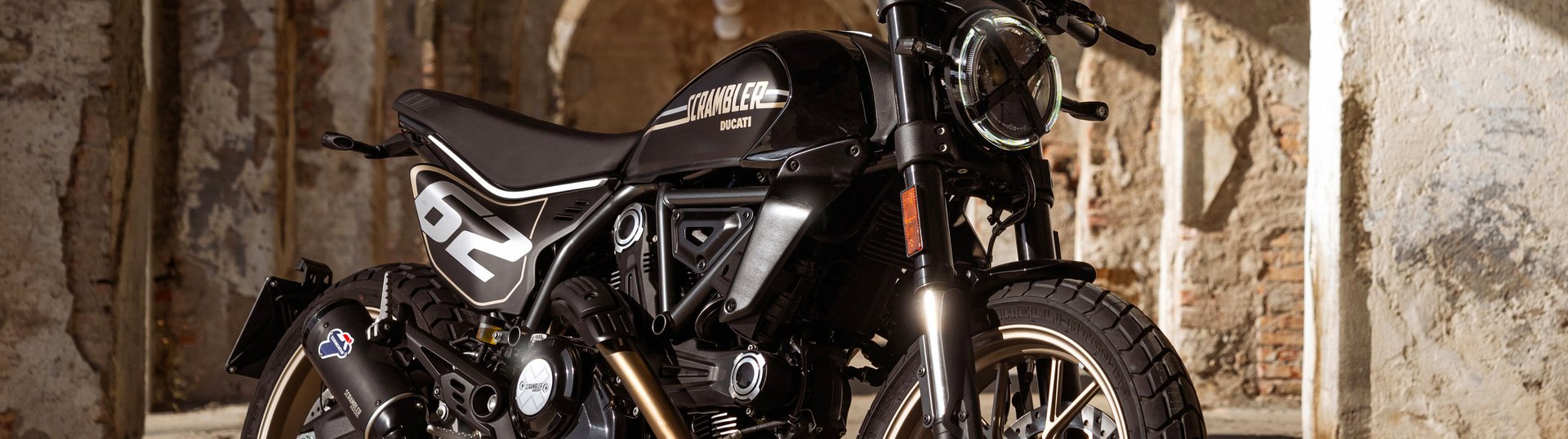 800 Full Throttle 2G 25 Slide 4