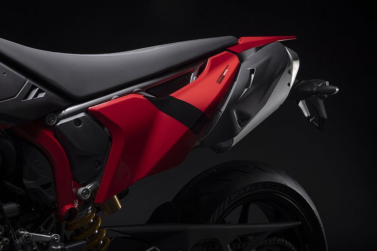 Hypermotard 698 Mono Slide 5