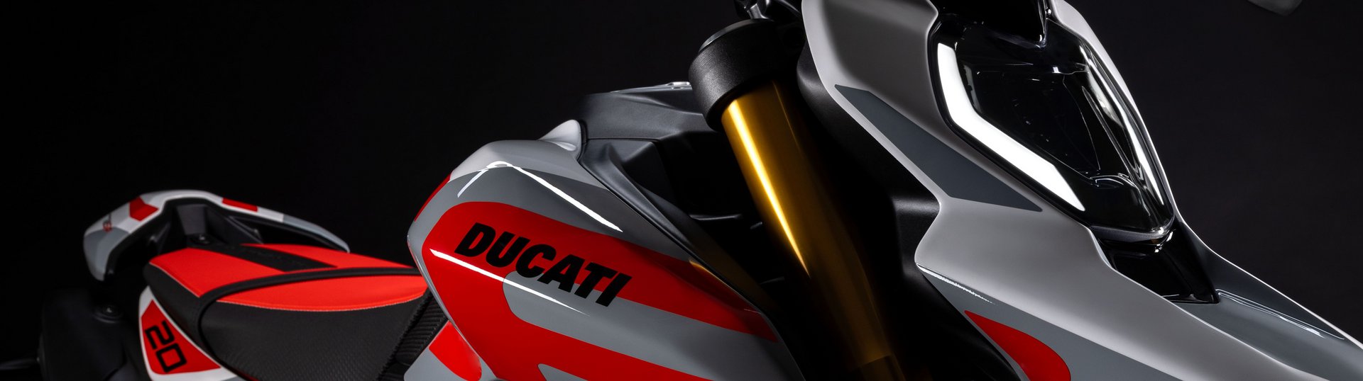 Hypermotard V2 SP Slide 6