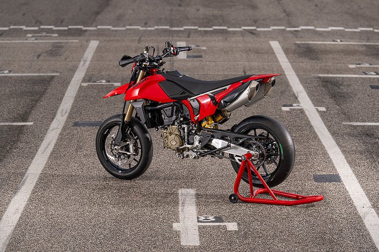 Hypermotard 698 Mono Slide 4