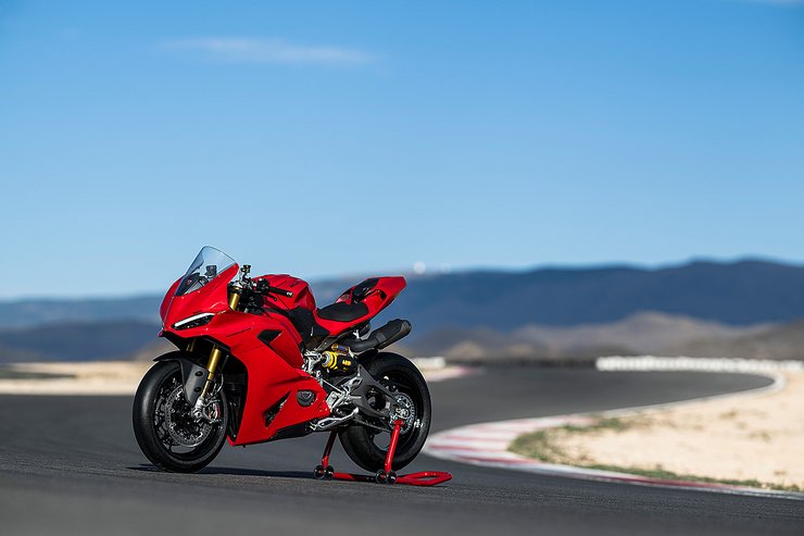 Panigale V2 S Slide 4