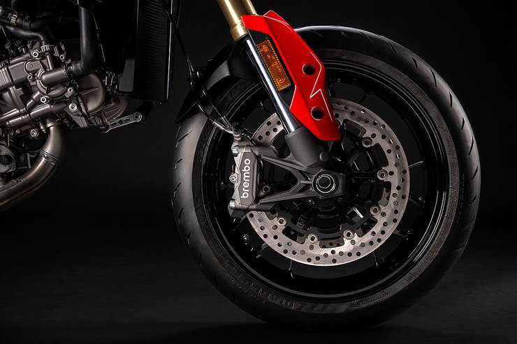 Hypermotard V2 Slide 7