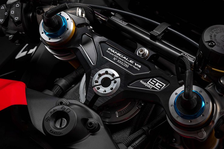 Panigale V4 MM93 WC Replica Slide 1