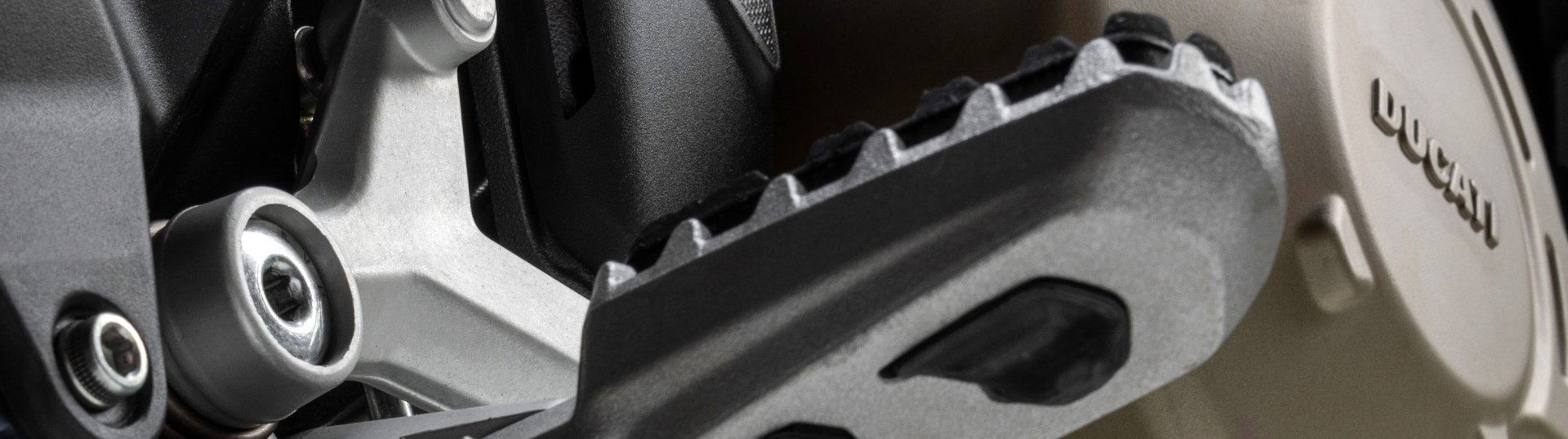 Multistrada V4 FL Slide 7