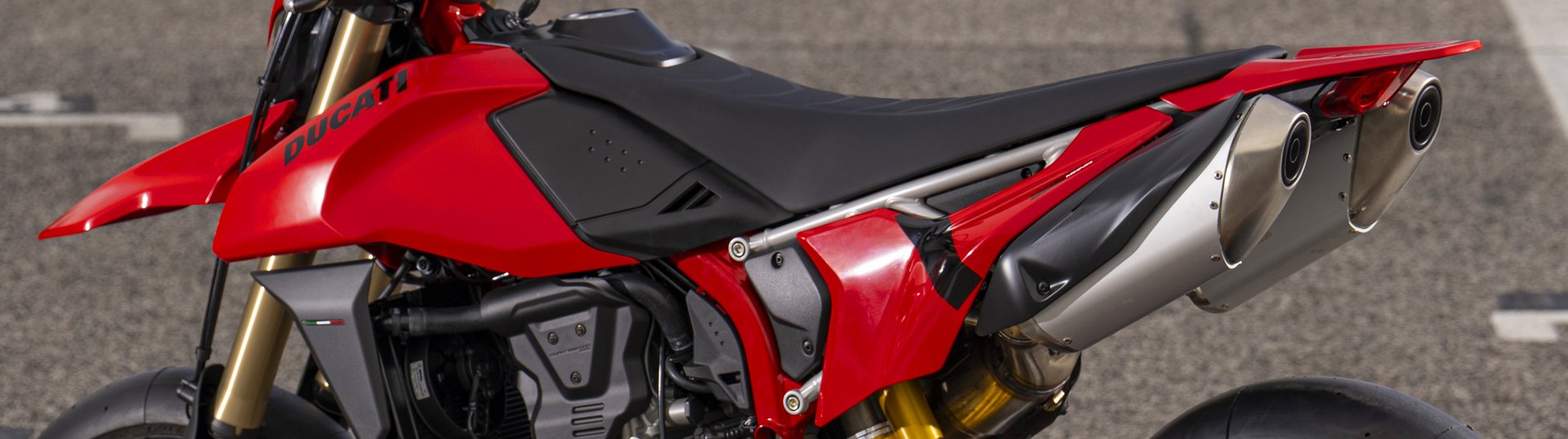 Hypermotard 698 Mono Slide 4