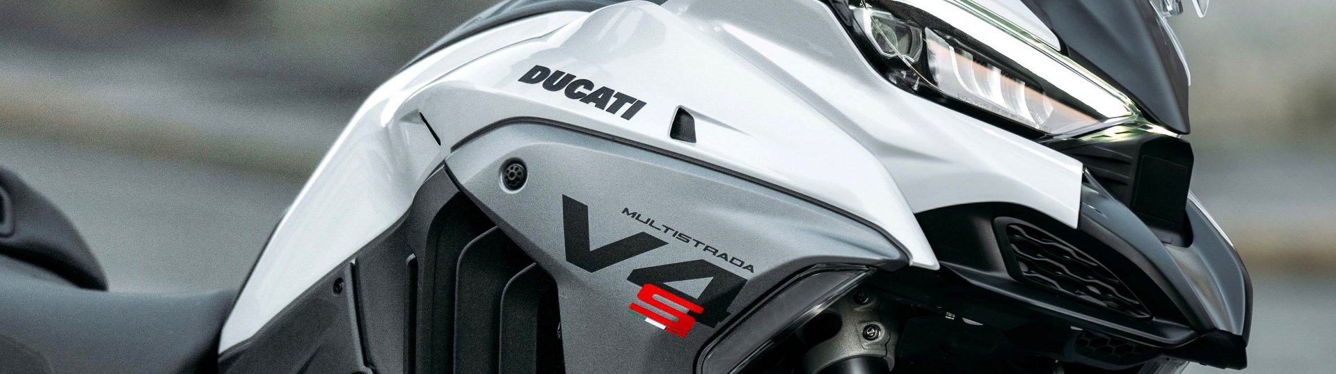 Multistrada V4 FL Slide 5