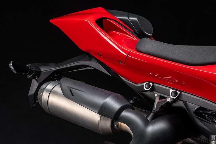 Steetfighter V2 Slide 4