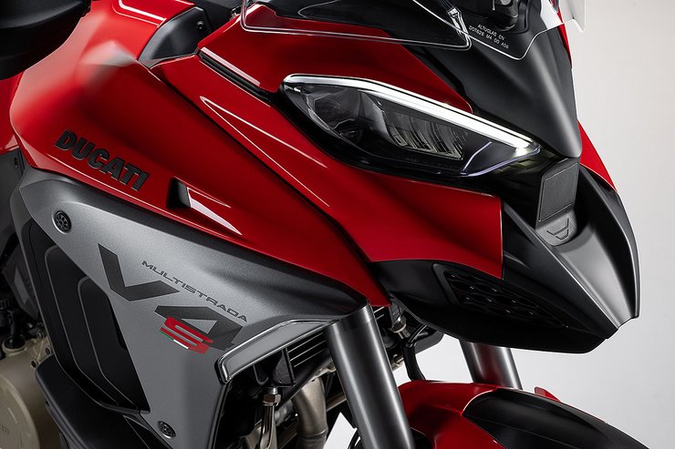Multistrada V4 FL Slide 3