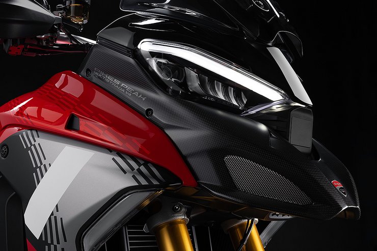 Multistrada V4 Pikes Peak FL Slide 5